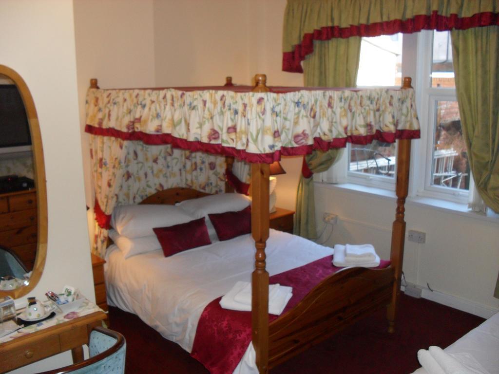 Roker View Guest House Sunderland  Dış mekan fotoğraf