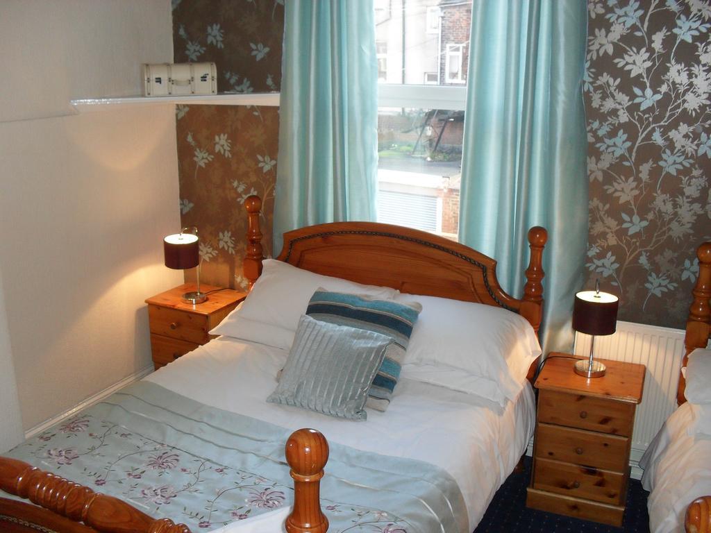 Roker View Guest House Sunderland  Dış mekan fotoğraf