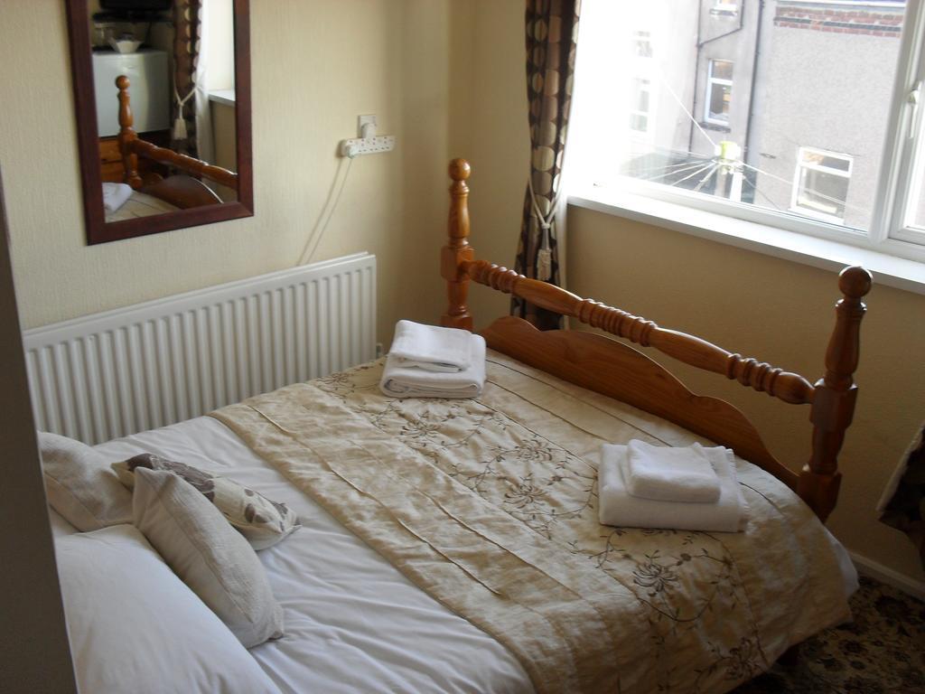 Roker View Guest House Sunderland  Dış mekan fotoğraf
