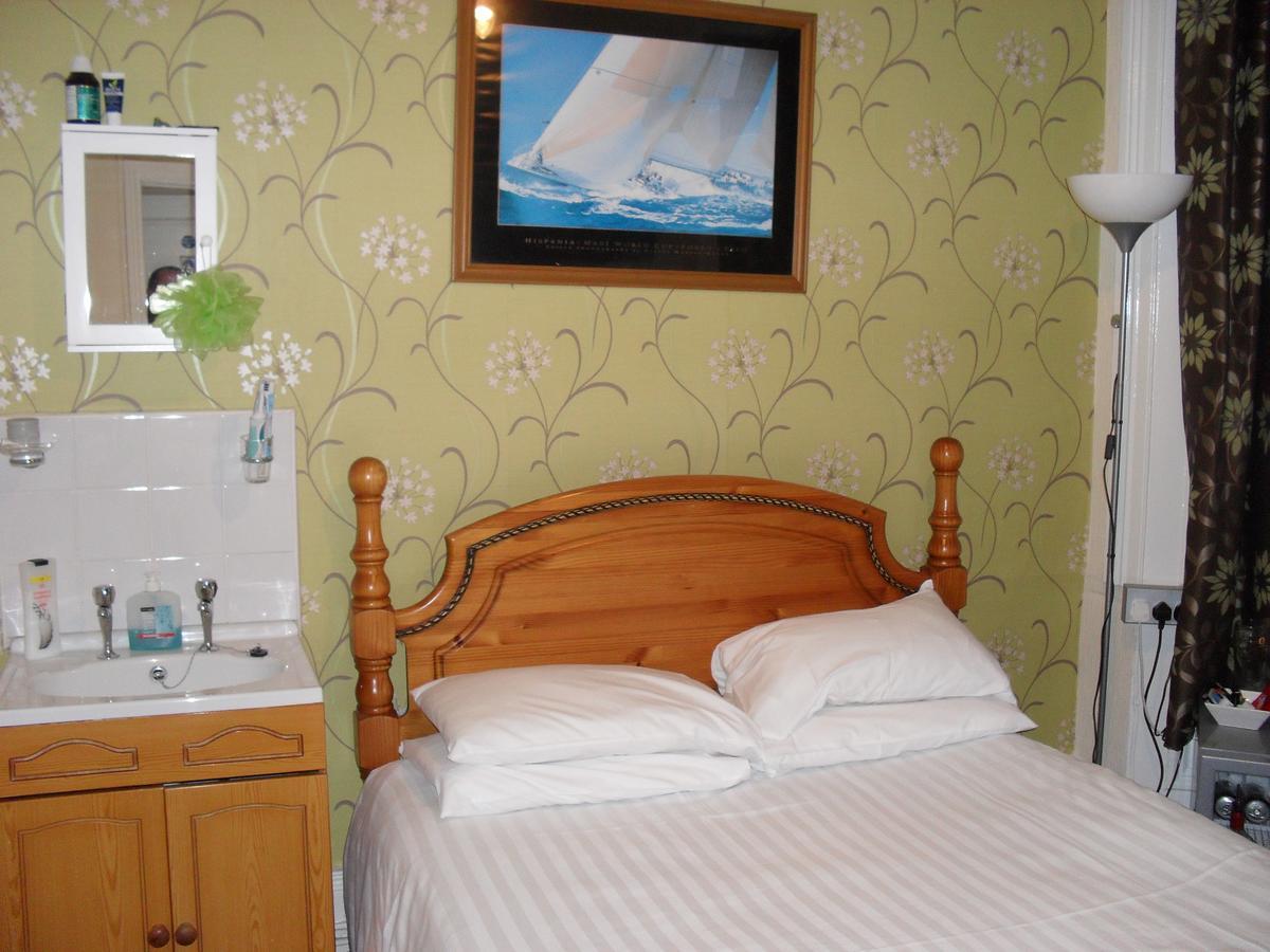 Roker View Guest House Sunderland  Dış mekan fotoğraf